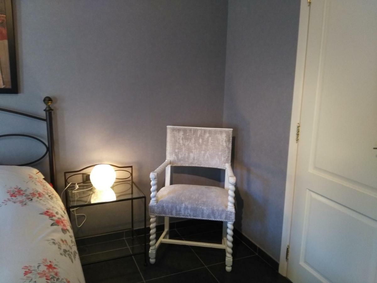 Les Sansonnets Otel Vaux-sur-Sure Dış mekan fotoğraf